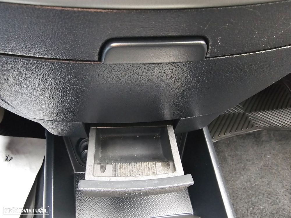 Hyundai i30 1.6 CRDI Comfort - 18