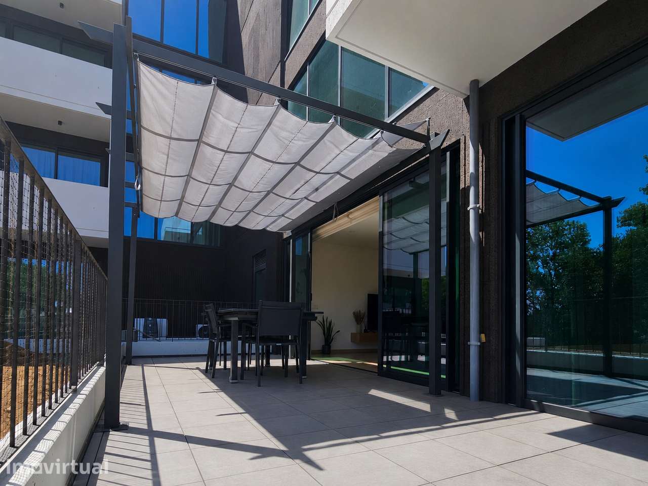 T1+1 novo com terraço - Classe A - Condomínio com piscina - Grande imagem: 3/15