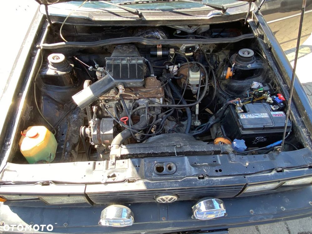 Volkswagen Jetta - 24