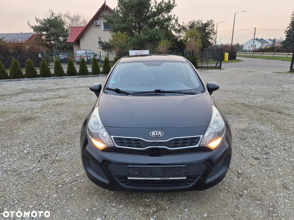 Kia Rio - 17