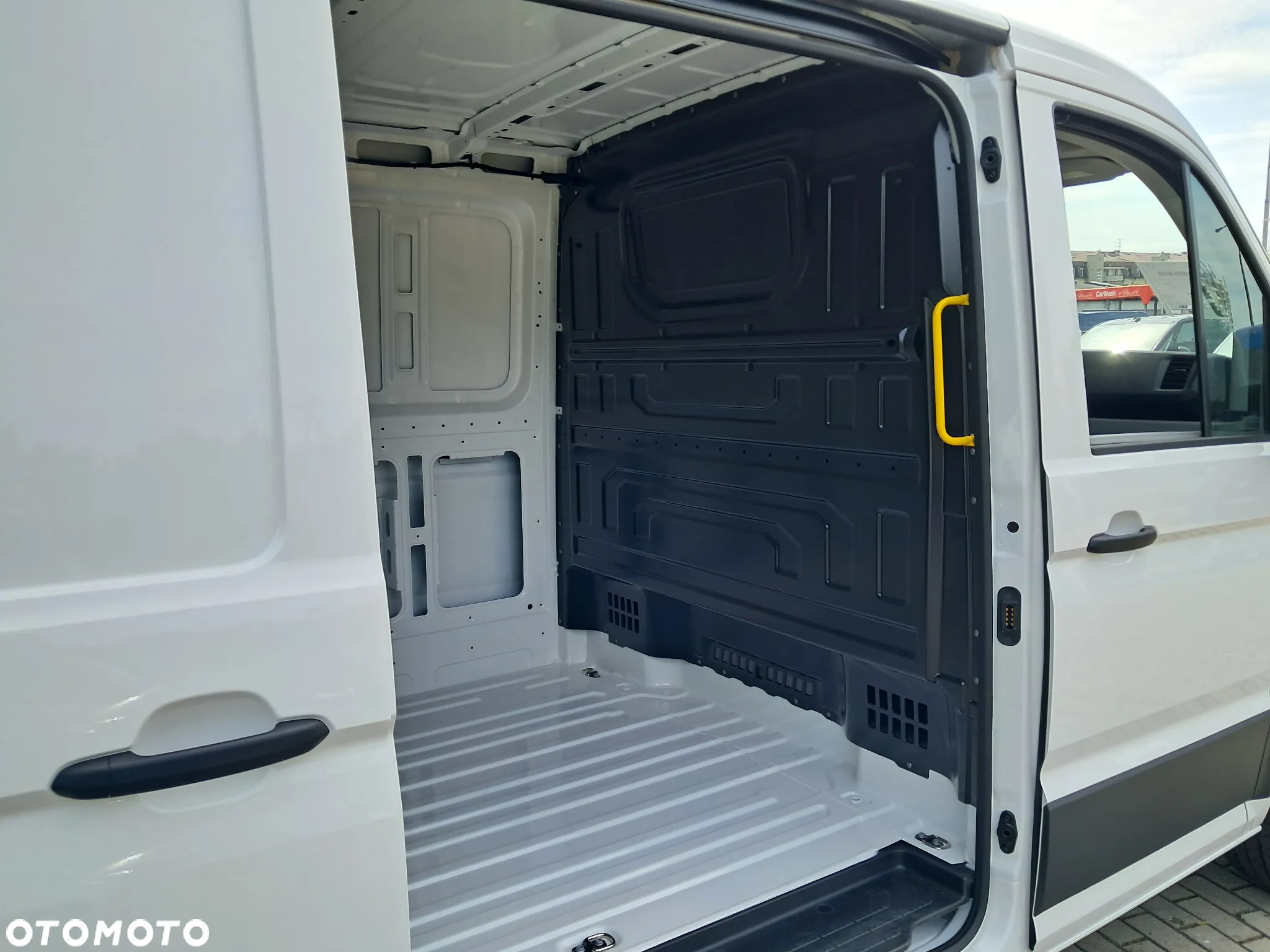 Volkswagen Crafter - 8