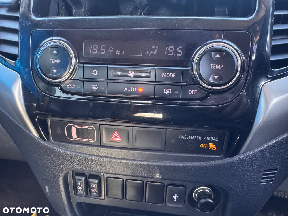 Mitsubishi L200 Pick Up 4x4 Autm Double Cab Intro Edition III - 30