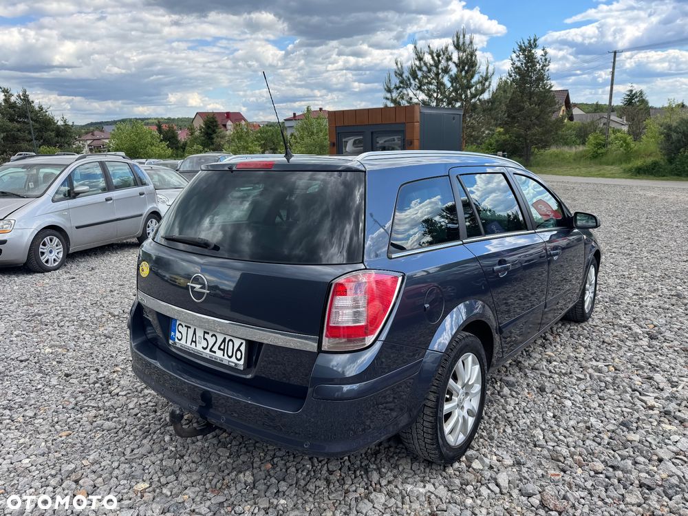 Opel Astra 1.6 Essentia EasyTronic - 2