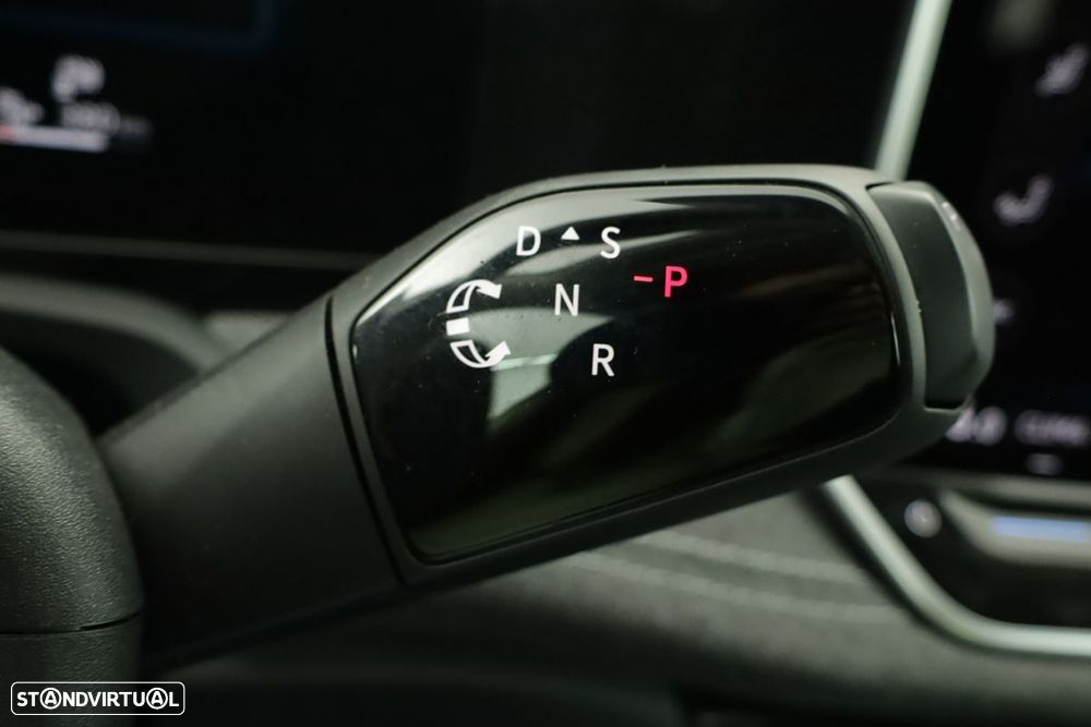 VW Passat Variant 1.5 TSI eHybrid DSG - 17