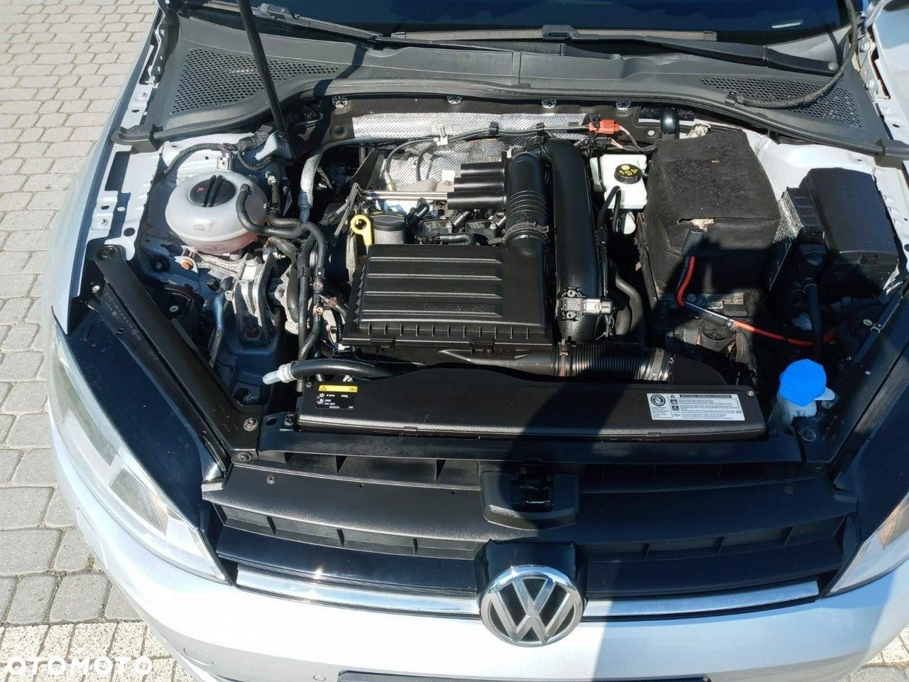 Volkswagen Golf 1.2 TSI BlueMotion Technology Comfortline - 14