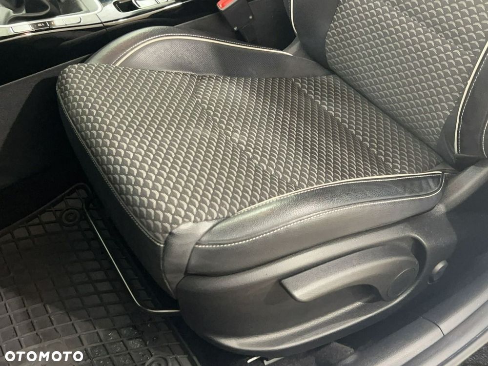 Kia Ceed 1.5 T-GDI Business Line Plus - 18