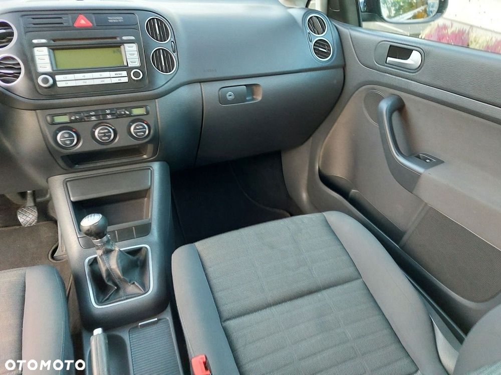 Volkswagen Golf Plus - 15