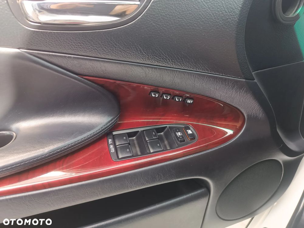 Lexus GS 300 Luxury Line - 21
