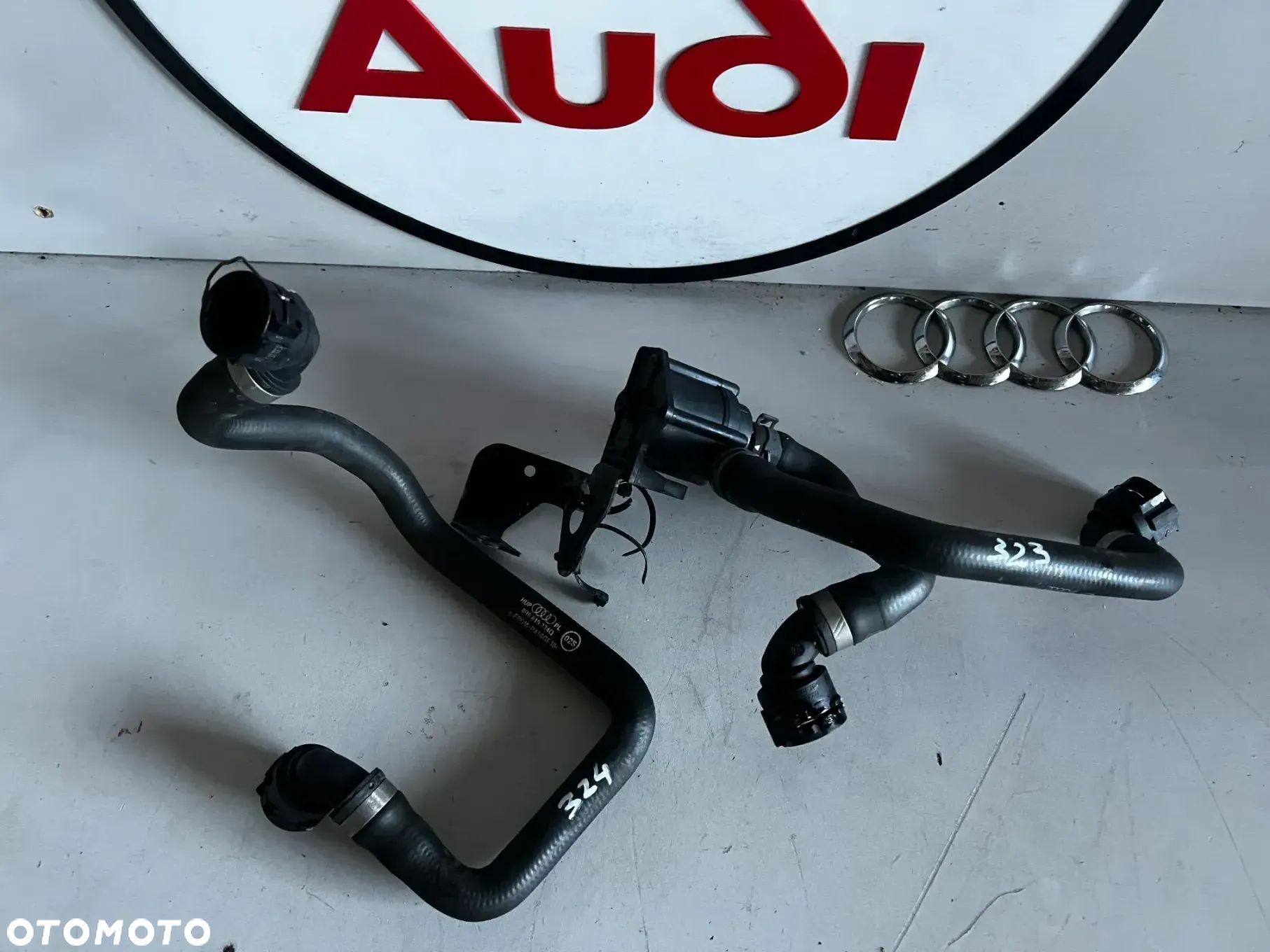 PRZEWÓD PRZEWODY WĘŻE WODY AUDI A4 B8 8K A5 8T CJC CJCA CGL DODATKOWA POMPKA WODY 8R0819334 Q 8R0819332 G 8K0819342 J 06H121601 M - 1
