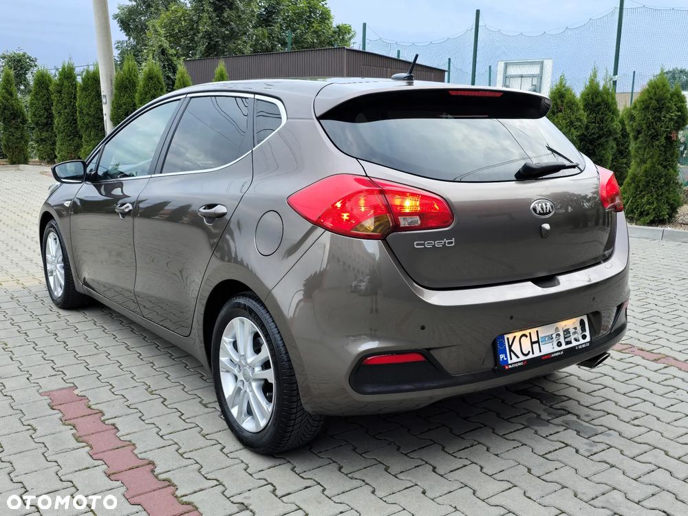 Kia Ceed 1.4 CVVT Spirit - 4