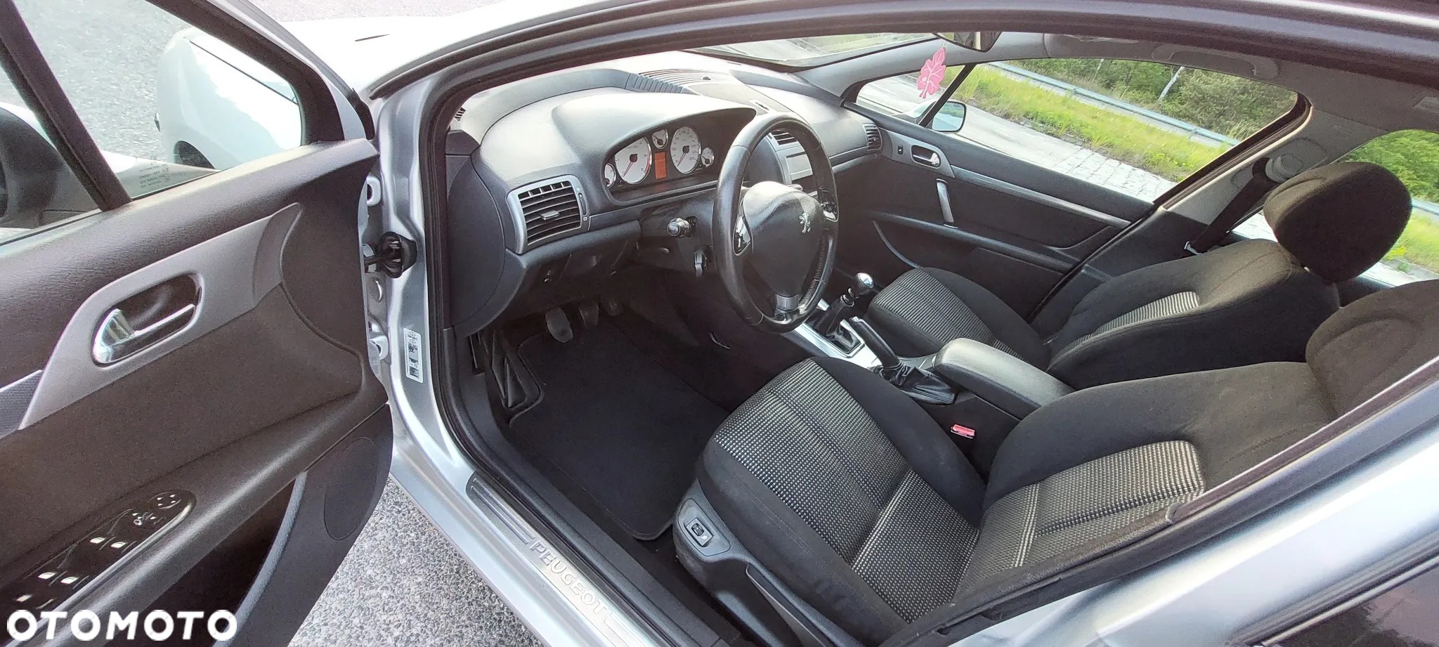 Peugeot 407 SW HDi 135 Platinum - 21