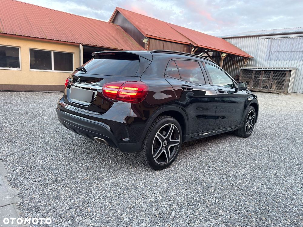 Mercedes-Benz GLA 220 4-Matic AMG Line - 4