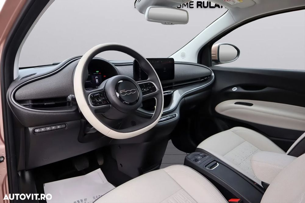 FIAT 500e 2023 — imagine 7