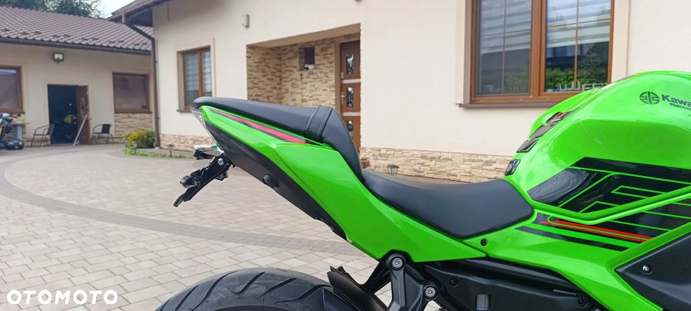 Kawasaki Ninja - 24
