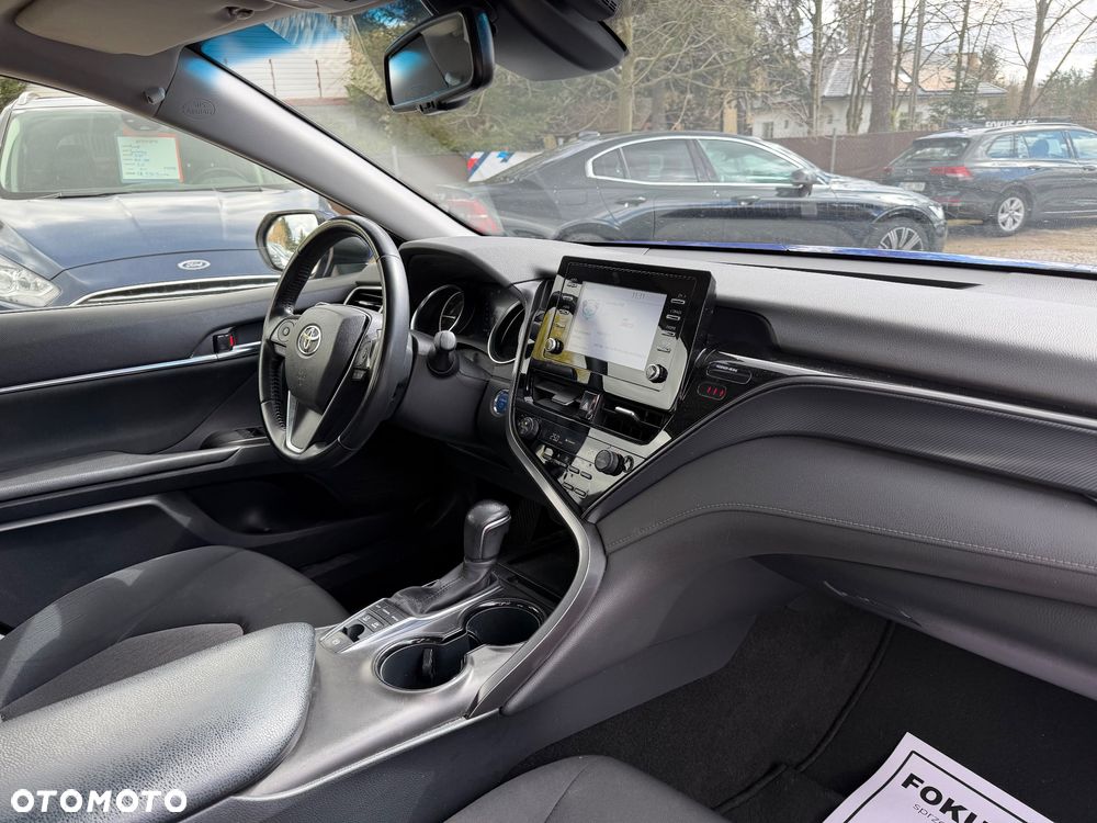 Toyota Camry 2.5 Hybrid Comfort CVT - 38