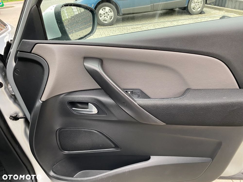 Citroën C4 Picasso - 17