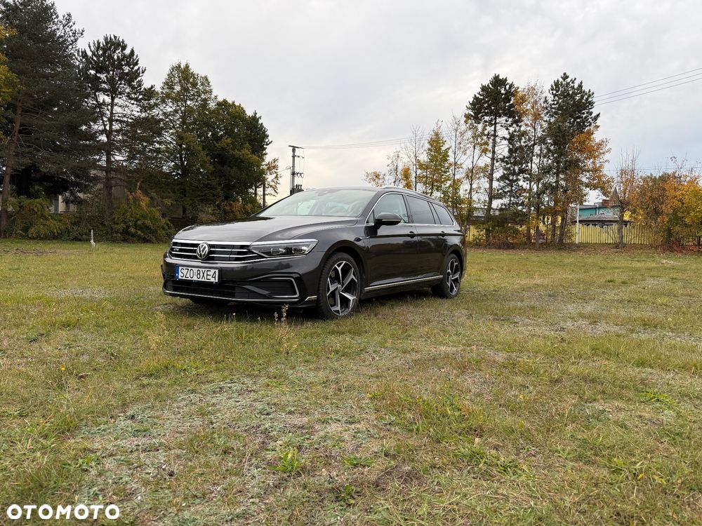 Volkswagen Passat - 6