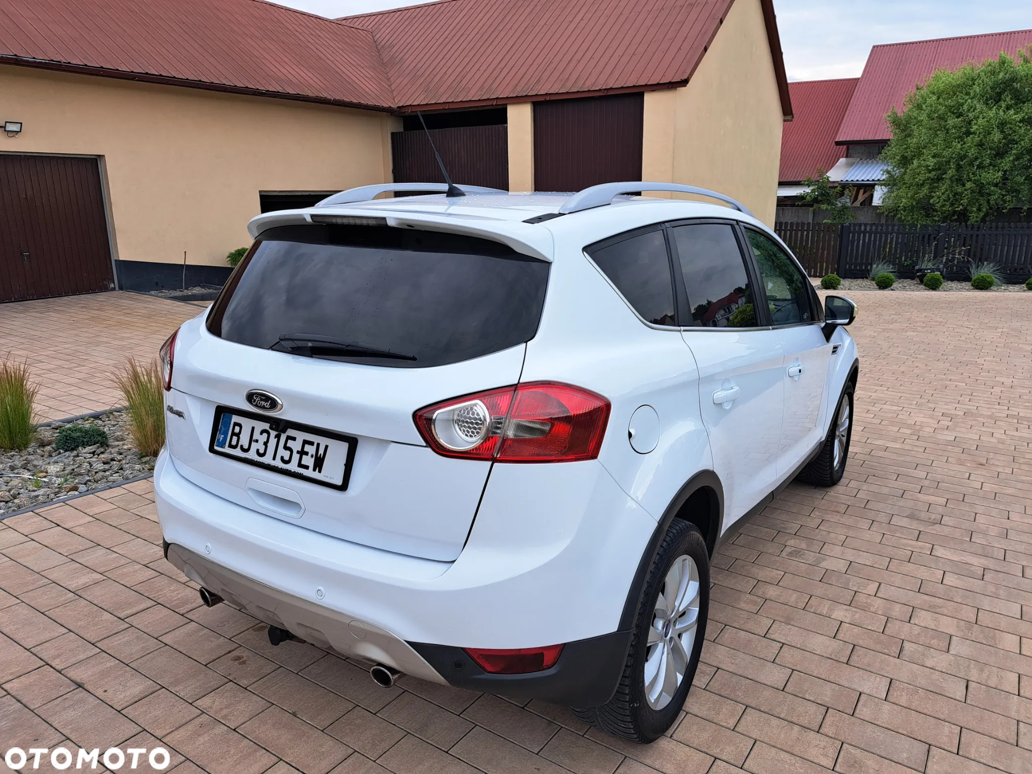 Ford Kuga 2.0 TDCi 4x4 Individual - 8