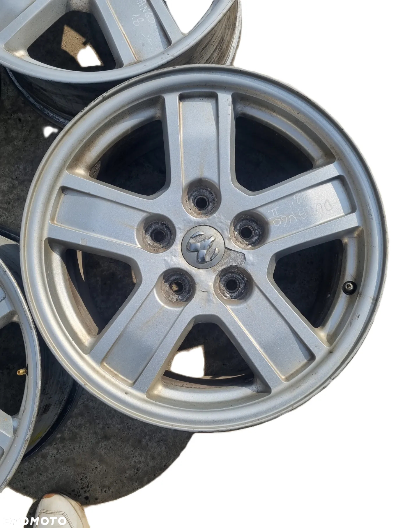 DODGE DURANGO II 03-08 4 SZTUKI KOMPLET FELGI 18'' 18x8Jx35,0 * - 4