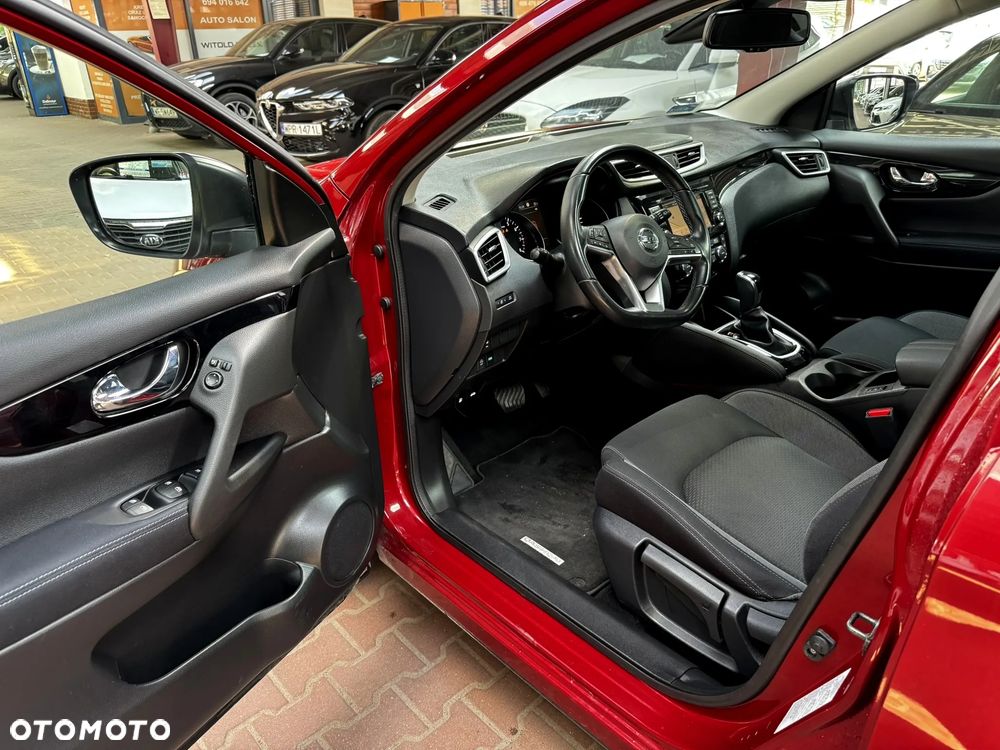 Nissan Qashqai 1.3 DIG-T N-Connecta DCT - 11