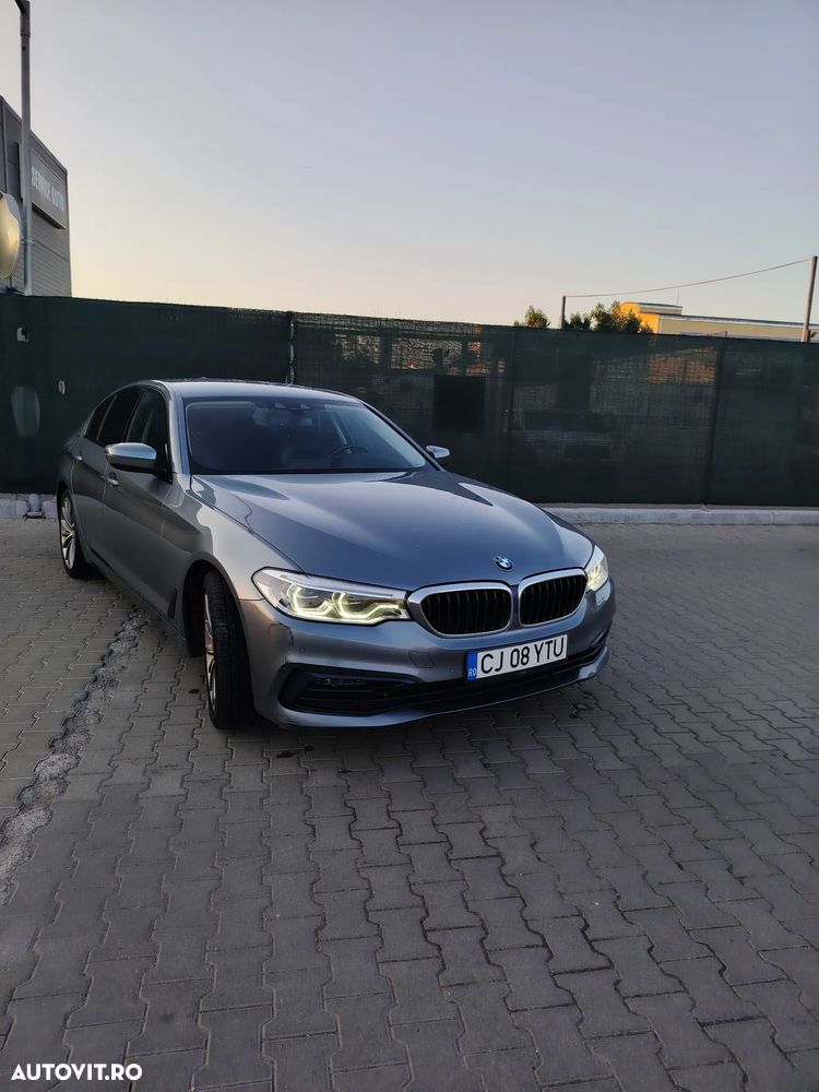 BMW Seria 5 520d xDrive AT - 14
