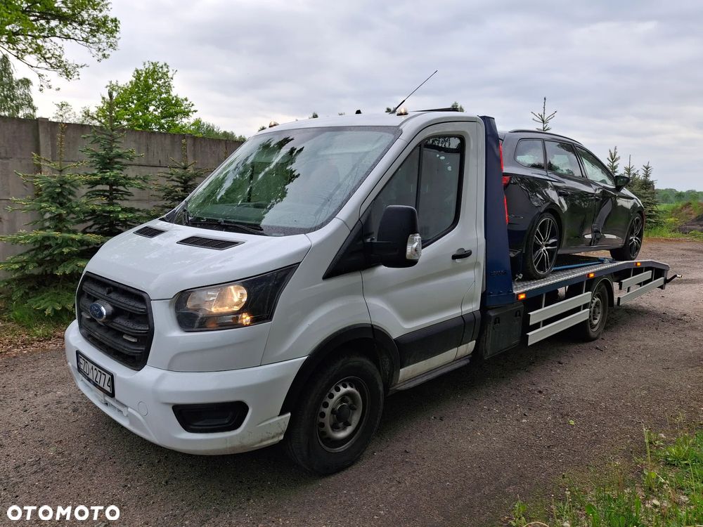 Ford Transit - 1