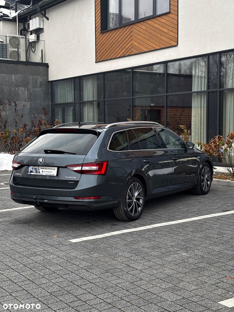 Skoda Superb 2.0 TDI 4x4 DSG L&K - 10