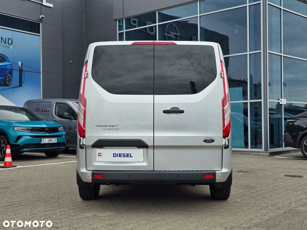 Ford Transit Custom - 5