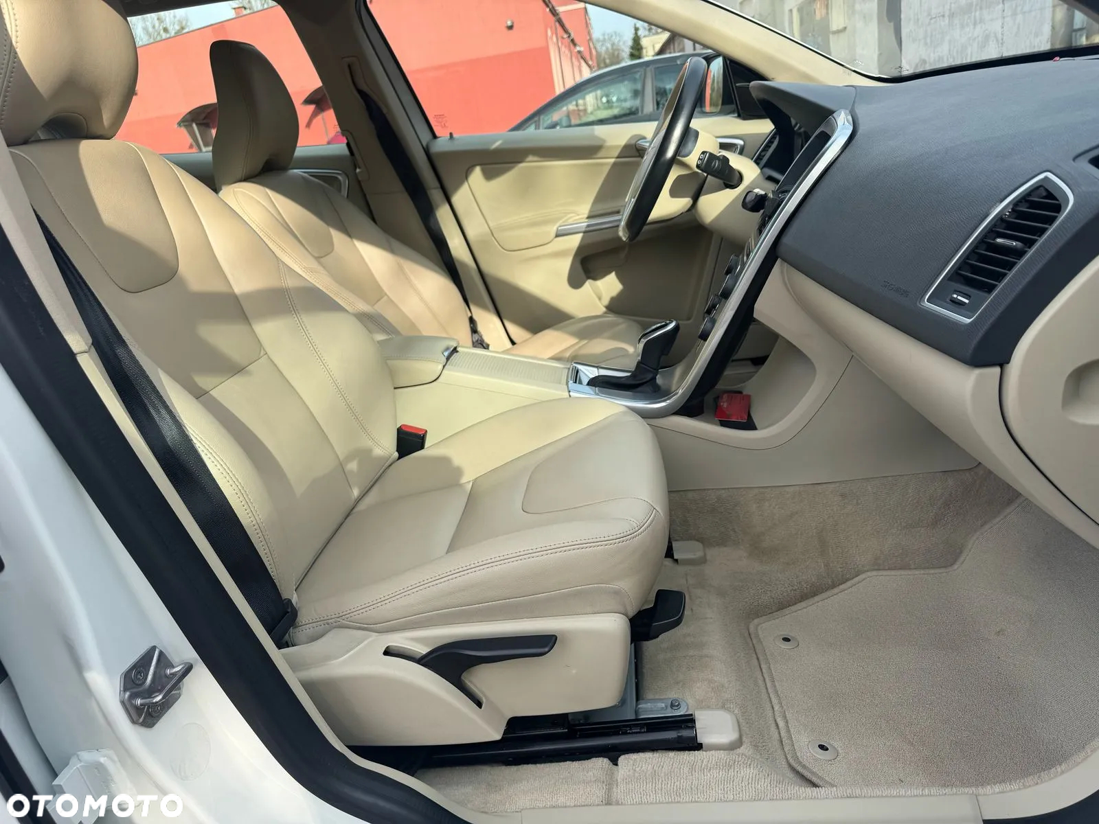 Volvo XC 60 - 16