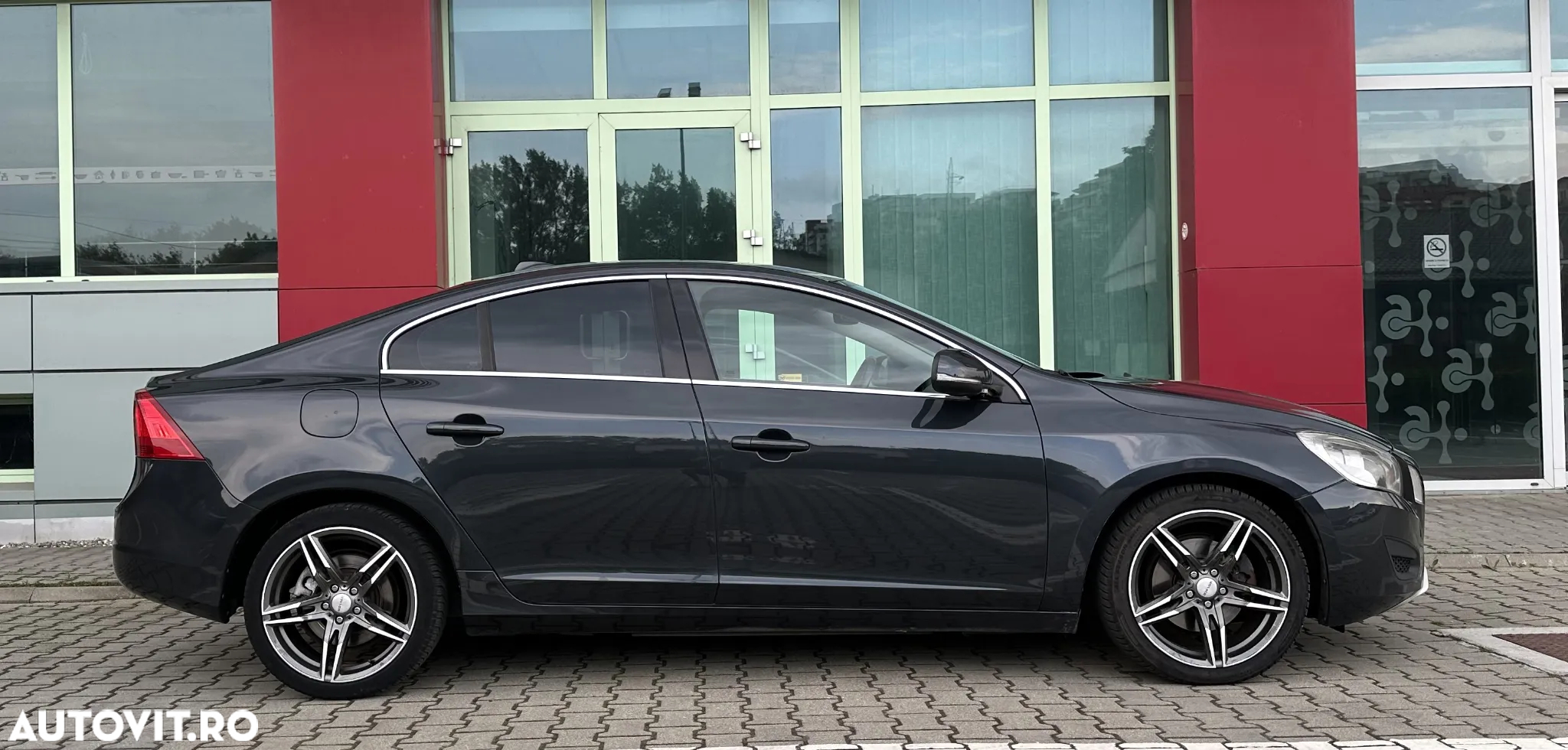 Volvo S60 - 28