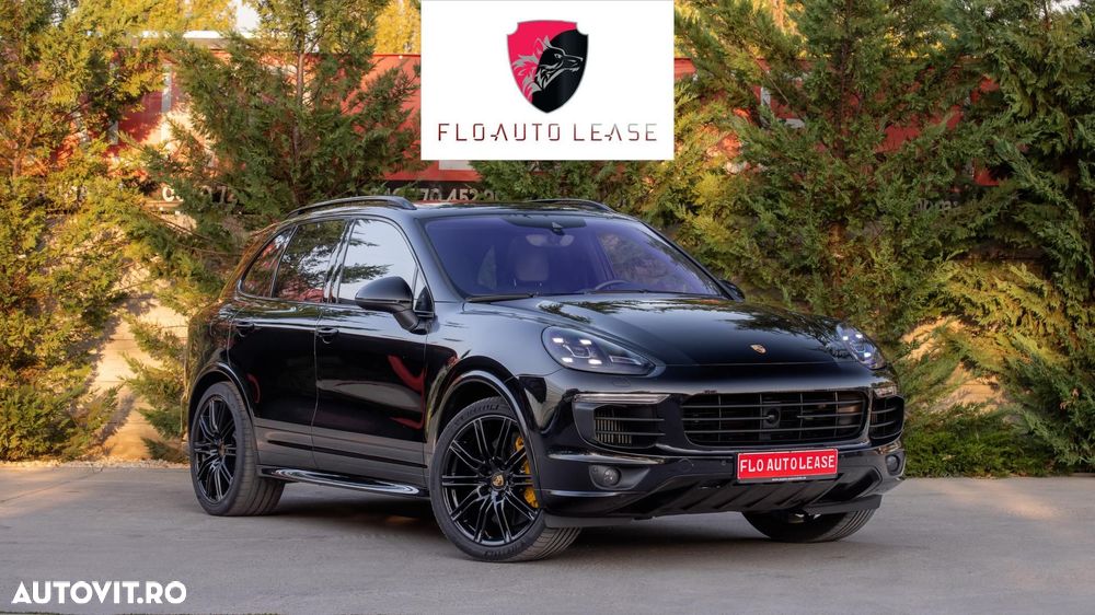Porsche Cayenne - 1