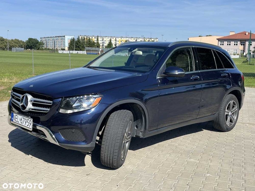Mercedes-Benz GLC - 1