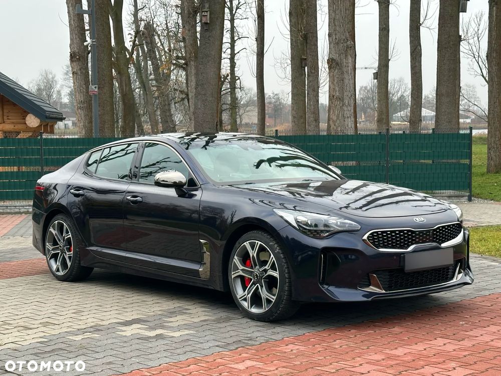 Kia Stinger - 3