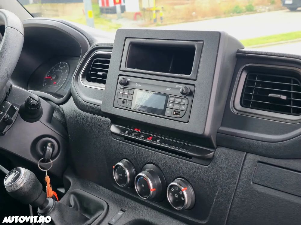 Renault Master - 15
