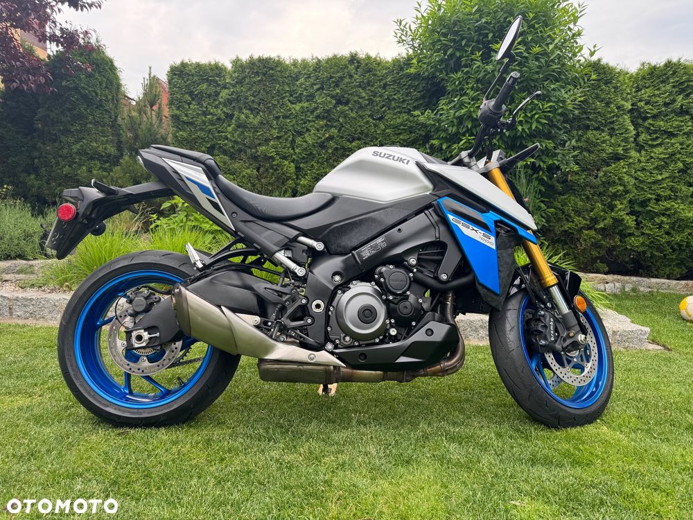 Suzuki GSX 1000 - 2
