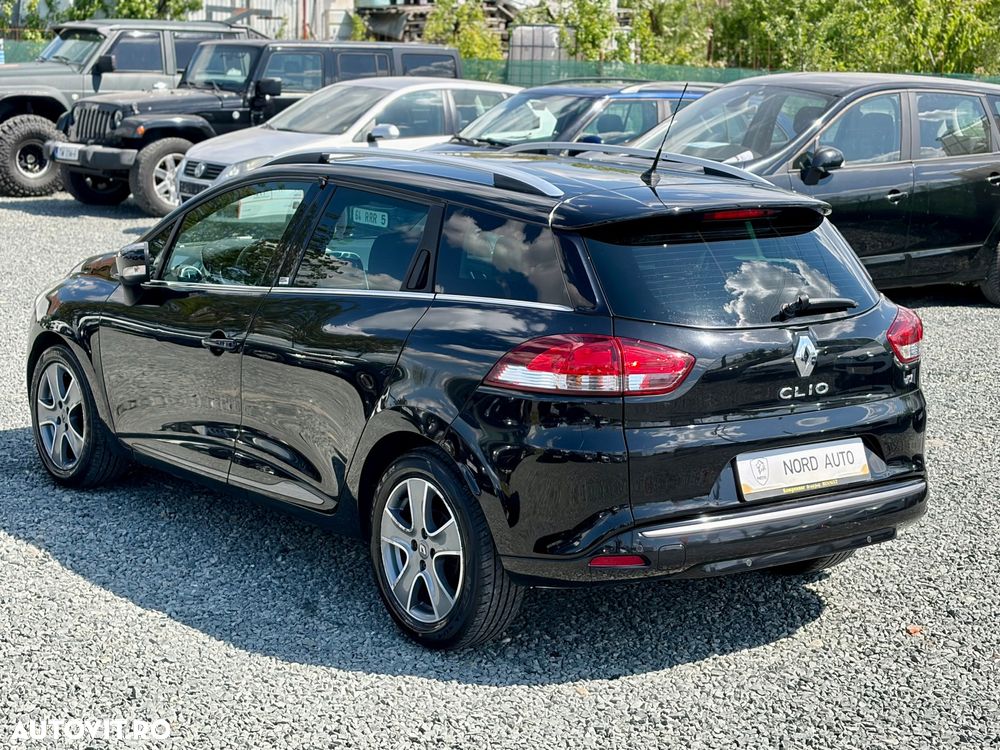 Renault Clio - 7