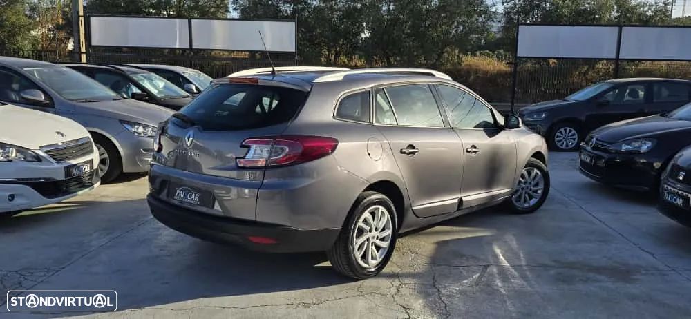Renault Mégane Sport Tourer 1.5 dCi Confort SS - 4