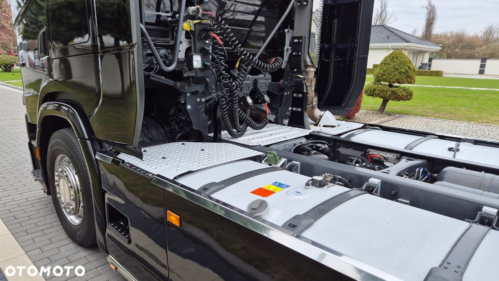 Scania ///S450///2021///RETARDER/// FULL LED///ALUMINIOWE FELGI/// ZABUDOWY MIĘDZYOSIOWE/// ORUROWANIE///DUŻE ZBIORNIKI/// WYŚWIETLACZ OBCIĄŻENIA/// NAWIGACJA///STAN BARDZO DOBRY - 17