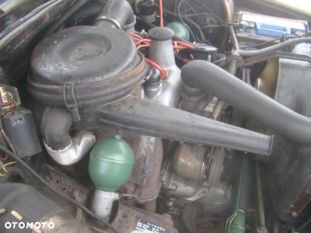 Citroën DS - 23