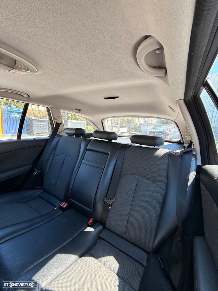 Mercedes-Benz E 220 - 7