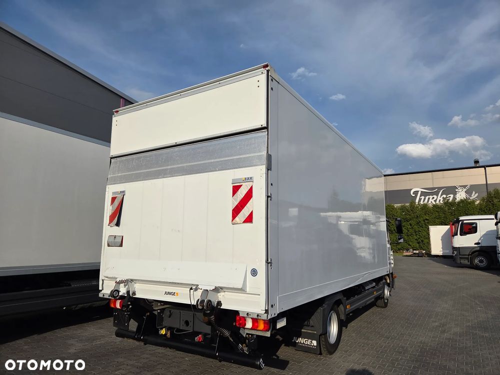 Mercedes-Benz Atego 821 - 18