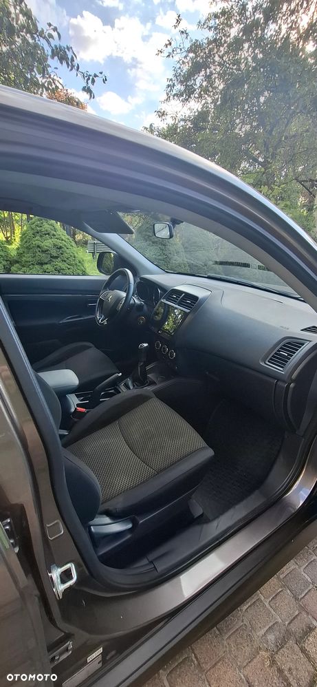 Mitsubishi ASX 1.6 Invite - 11