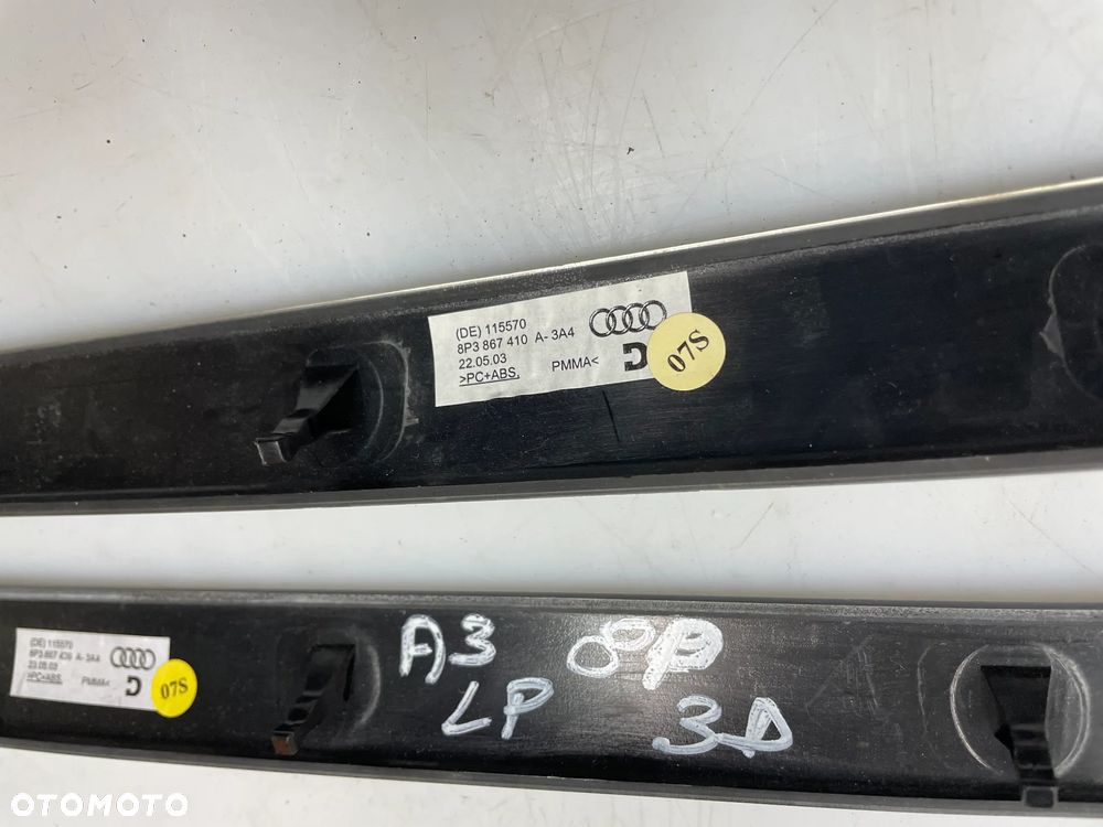 LISTWY DRZWI DEKORY AUDI A3 8P 3D - 6