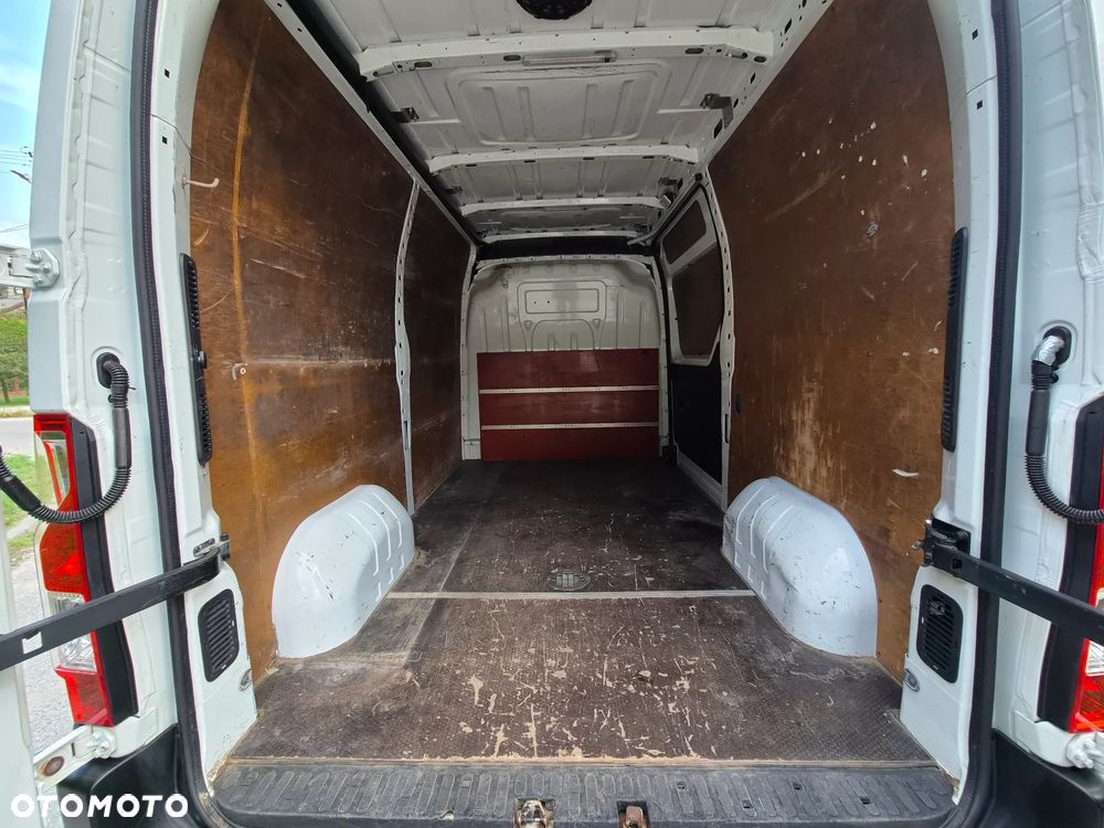 Renault Master - 25