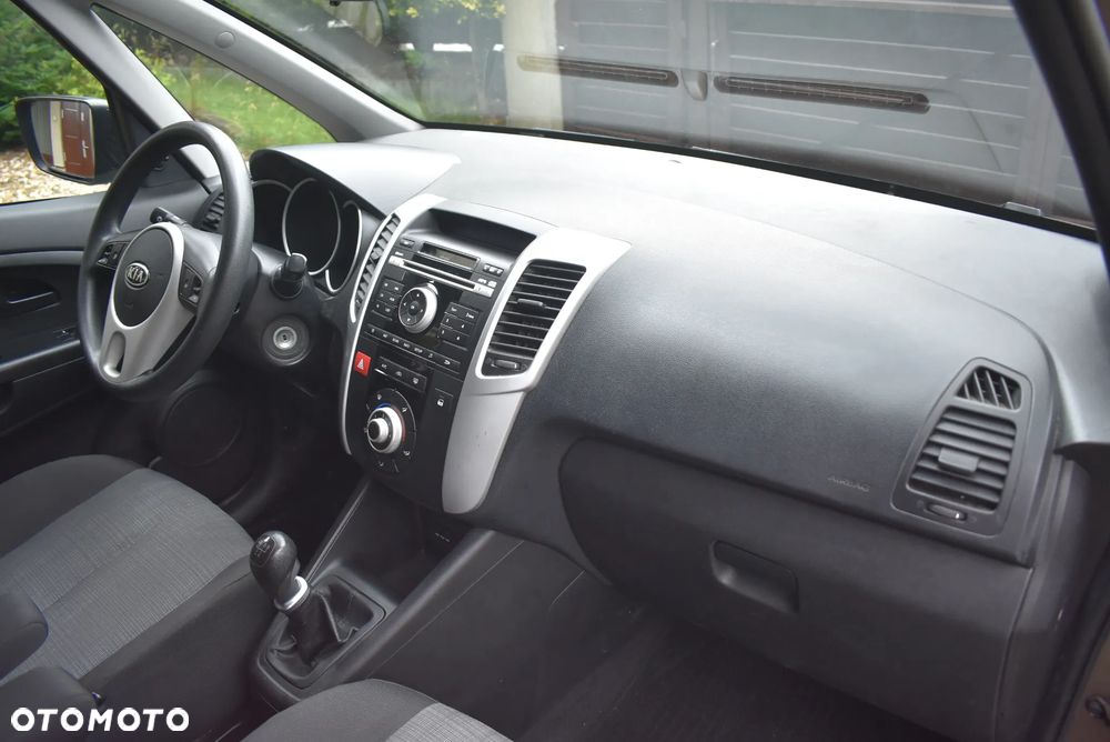 Kia Venga 1.4 CVVT ISG Vision - 22
