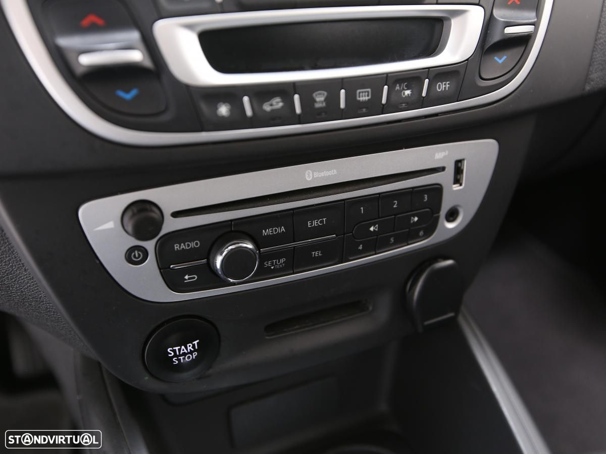 Renault Mégane Sport Tourer 1.5 dCi Limited - 18