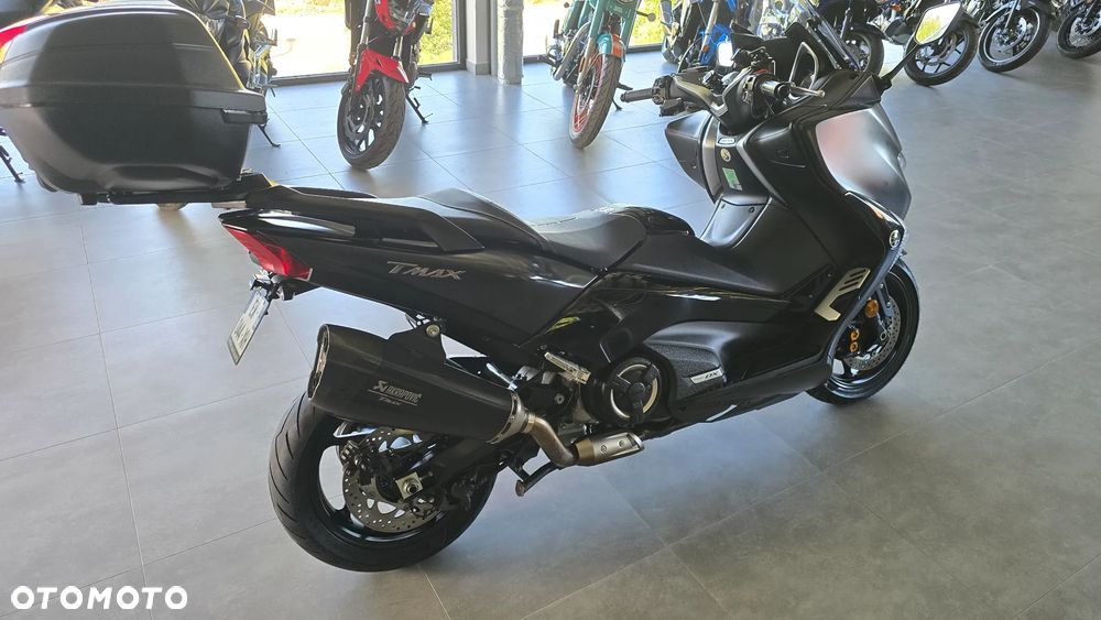 Yamaha Tmax - 5