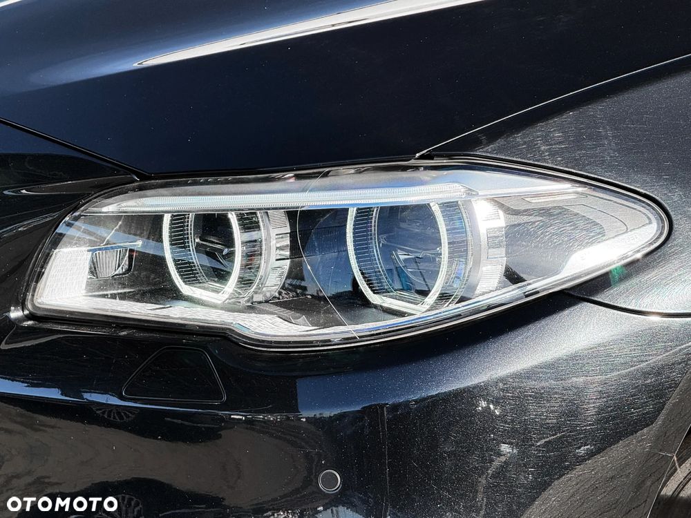 BMW Seria 5 520d xDrive Luxury Line - 7