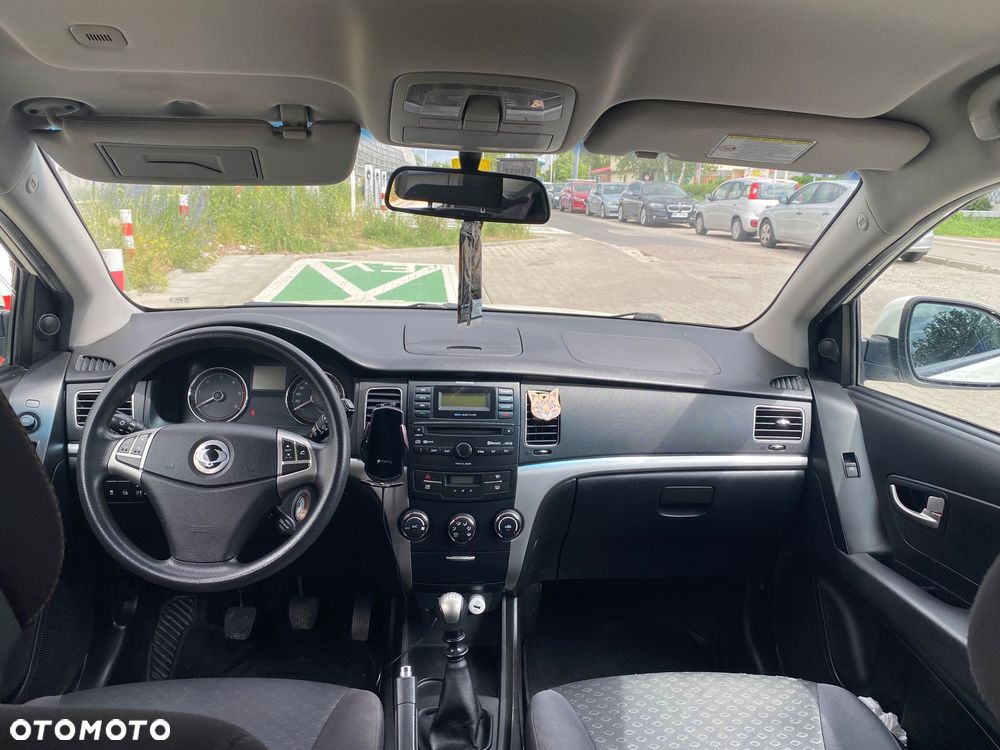 SsangYong/KGM Korando 2.0 e-XDi Crystal 2WD - 10
