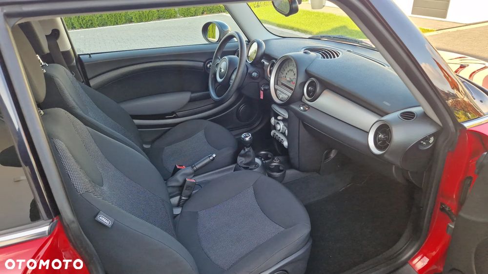 MINI ONE Standard - 8
